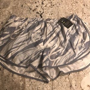 NWTS Nike women’s running Shorts 3X $35